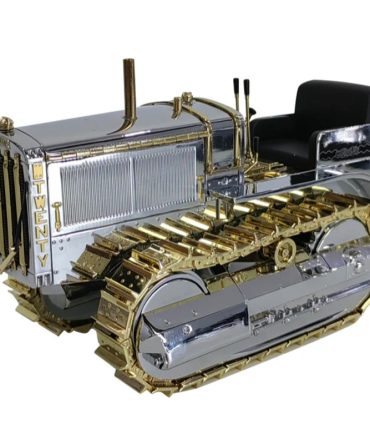 1:16 Caterpillar Twenty 100th Anniversary Scale Model