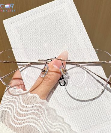 Lilith Eyeglasses